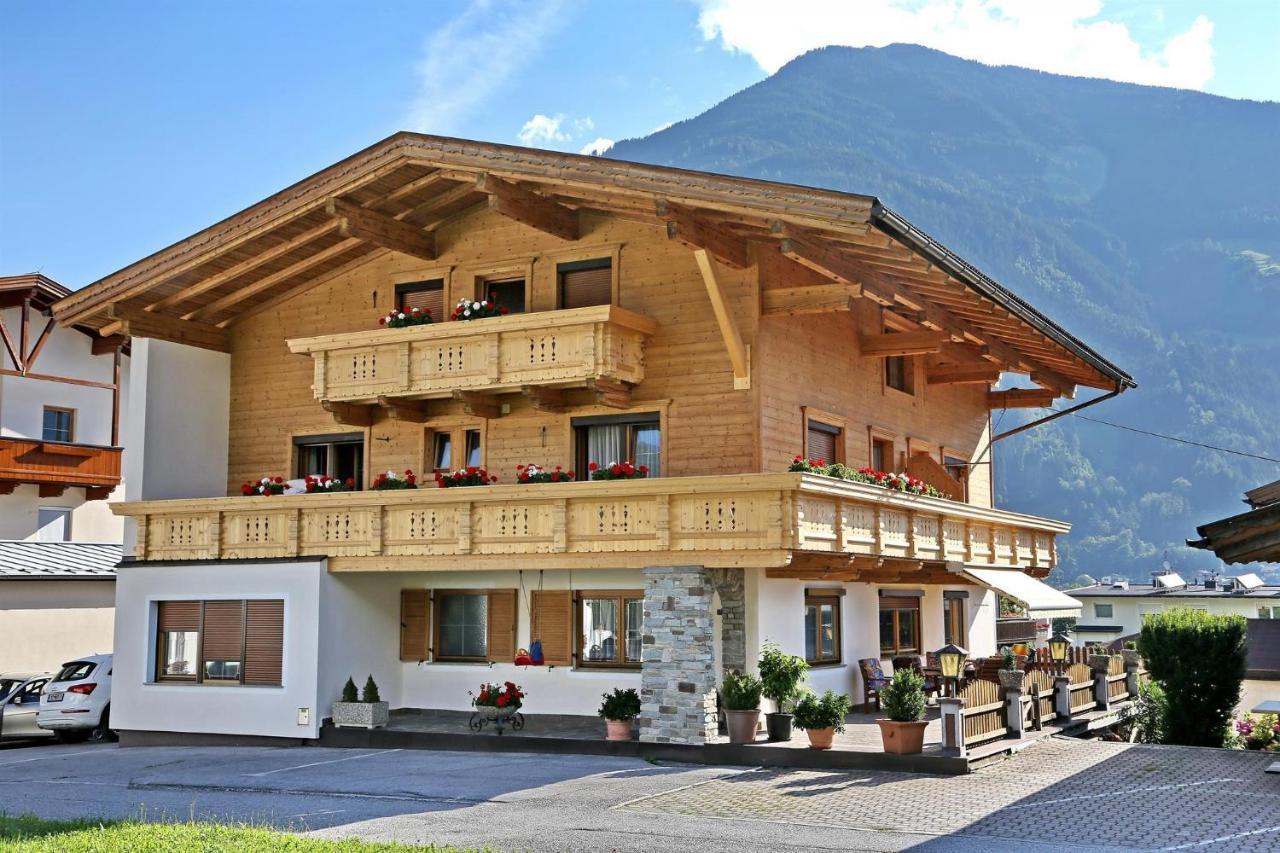 Haus Jochler Apartment Ried im Zillertal Exterior photo